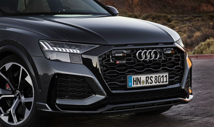 2021 audi q8